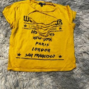 Fashion Nova cleavage yellow City Print Tee